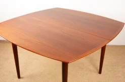 Best Pamono Large Danish Teak Extendable Dining Table by Henry Walter Klein for Bramin, 1960s