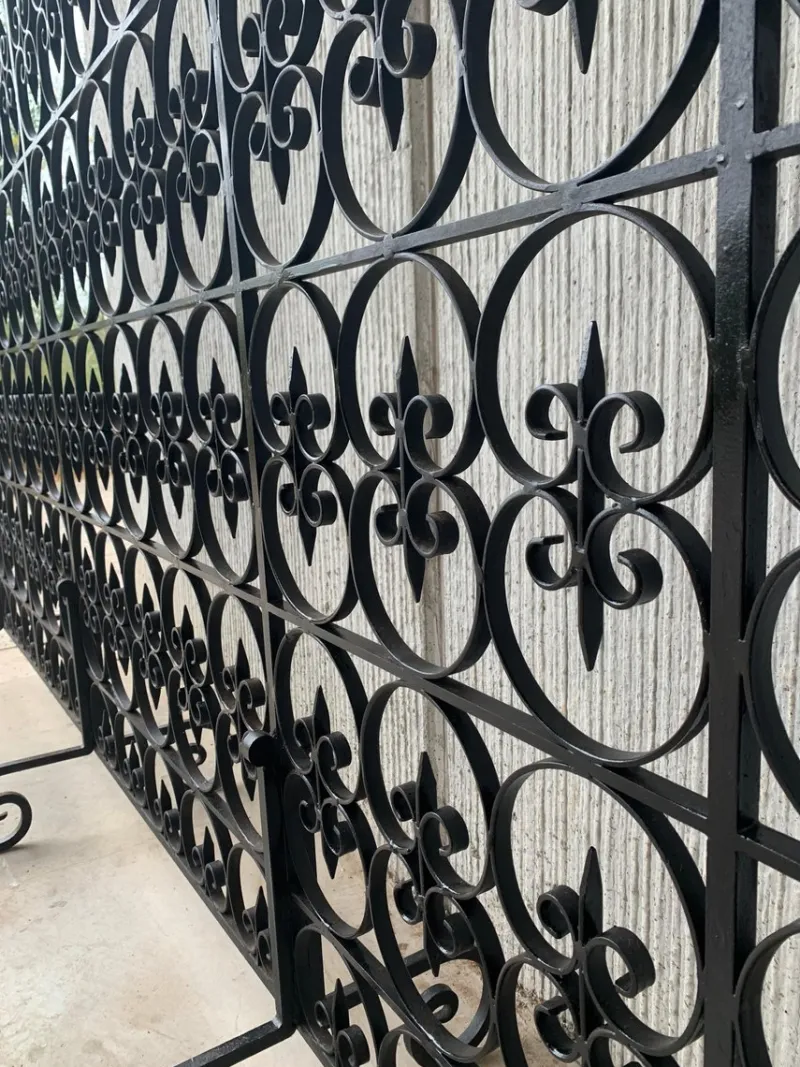 Pamono Large Decorative Wrought Iron Filigree Screen or Room Divider> Room Dividers & Screens