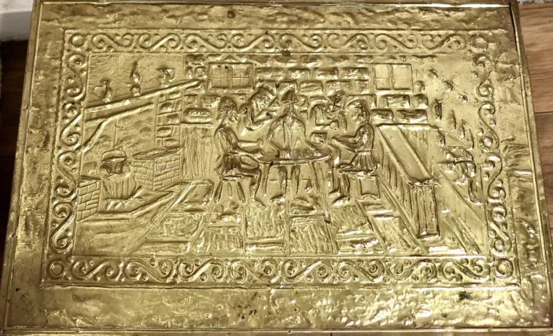 Clearance Pamono Large Embossed Brass Log Box with Tavern Scenes, 1890s