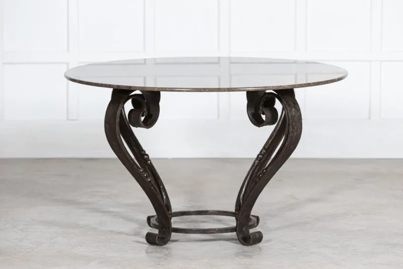 Pamono Large English Circular Marble Top Wrought Iron Table, 1950s> Garden Tables