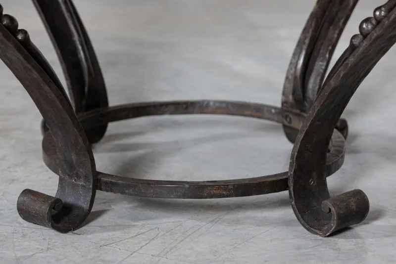 Pamono Large English Circular Marble Top Wrought Iron Table, 1950s> Garden Tables