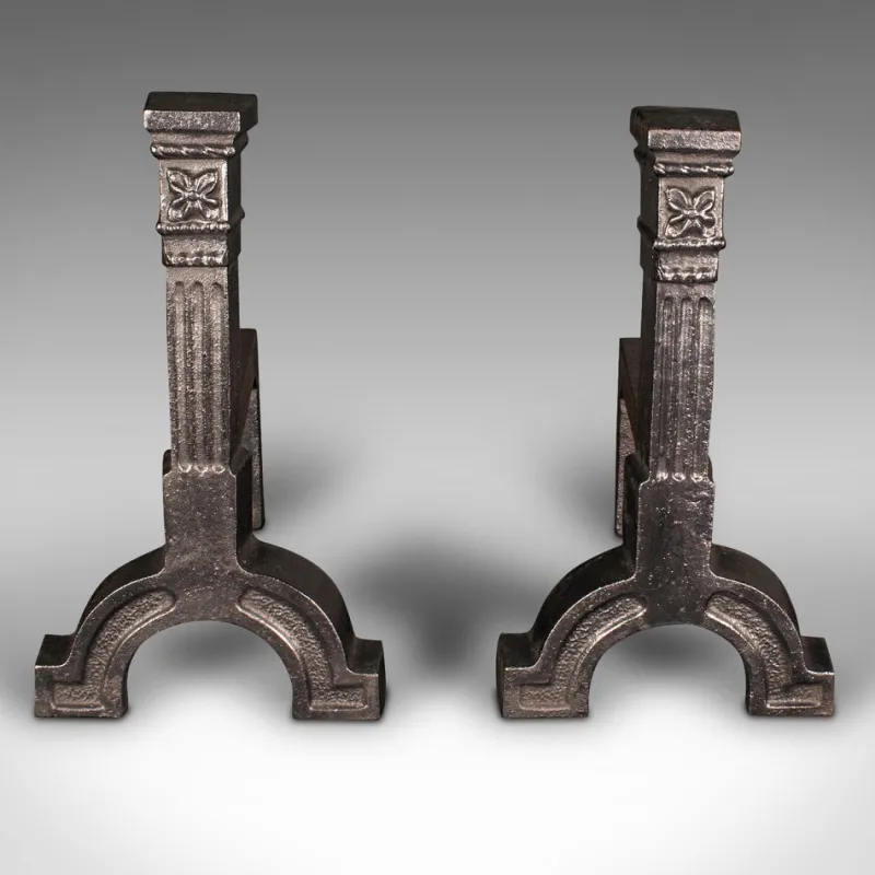 Online Pamono Large English Victorian Adirons in Cast Iron, 1890s, Set of 2