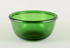 Pamono Large Finnish Luna Bowl in Green Art Glass by Kaj Franck, 1970s> Bowls