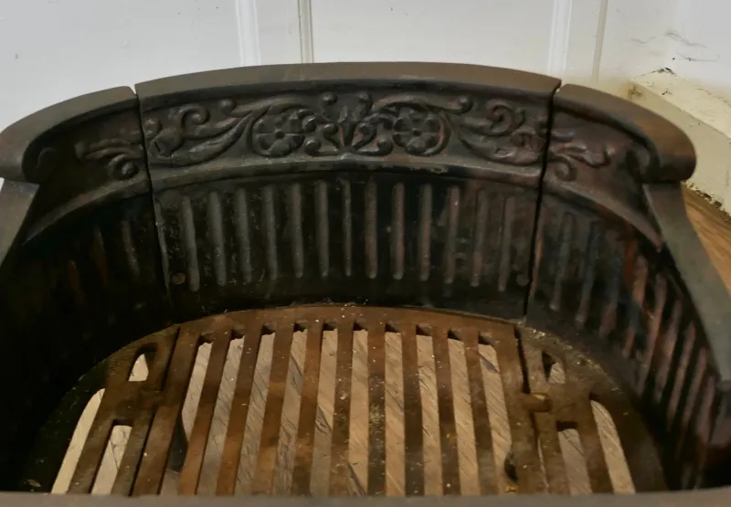 Pamono Large Free Standing Fire Grate with Swivel Action Opening> Fireplaces And Mantels