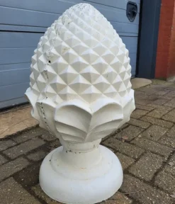 Clearance Pamono Large French Cast Iron Pine Cone Garden Ornament