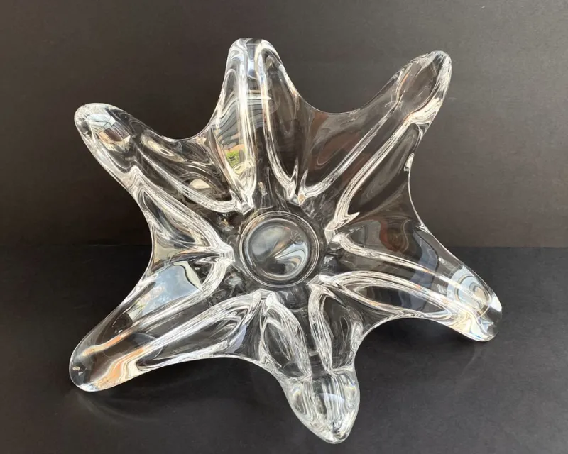 Pamono Large French Floral Crystal Glass Shell Bowl by Art Vannes, France, 1960s> Bowls