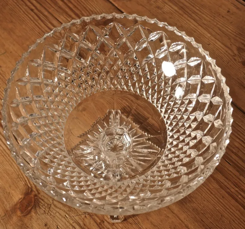 Online Pamono Large French Tazza Diamond Cut Cristal Pedestal Fruit Dish, 1950