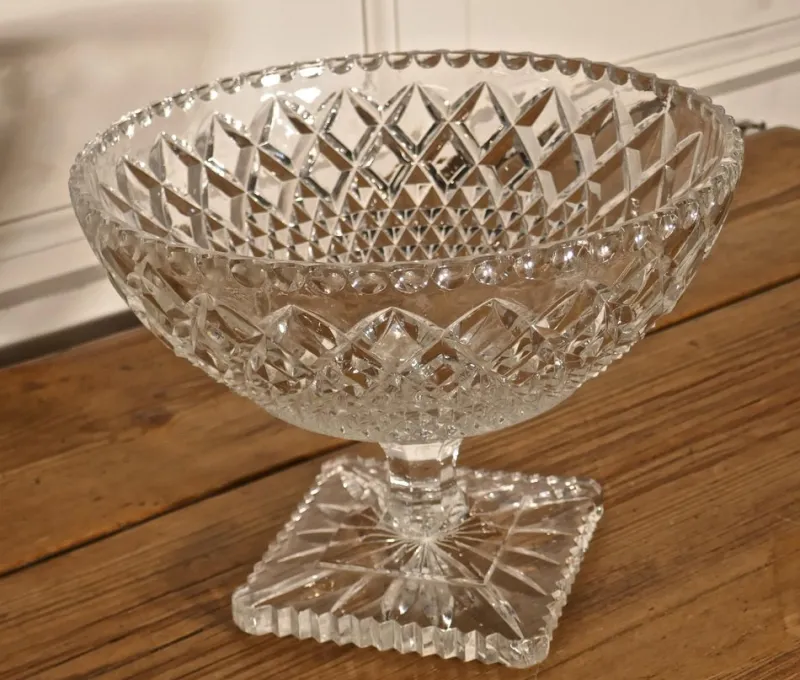 Online Pamono Large French Tazza Diamond Cut Cristal Pedestal Fruit Dish, 1950