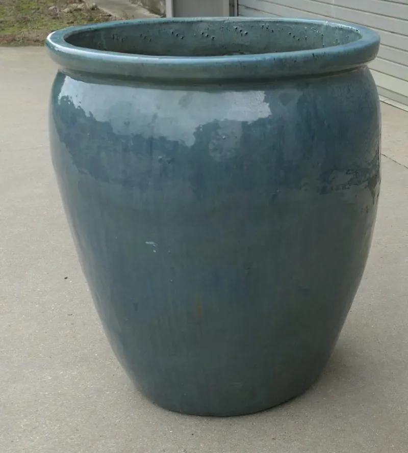 Pamono Large French Terracotta Turquoise Blue Garden Planter, 1960s> Planters And Jardiniere