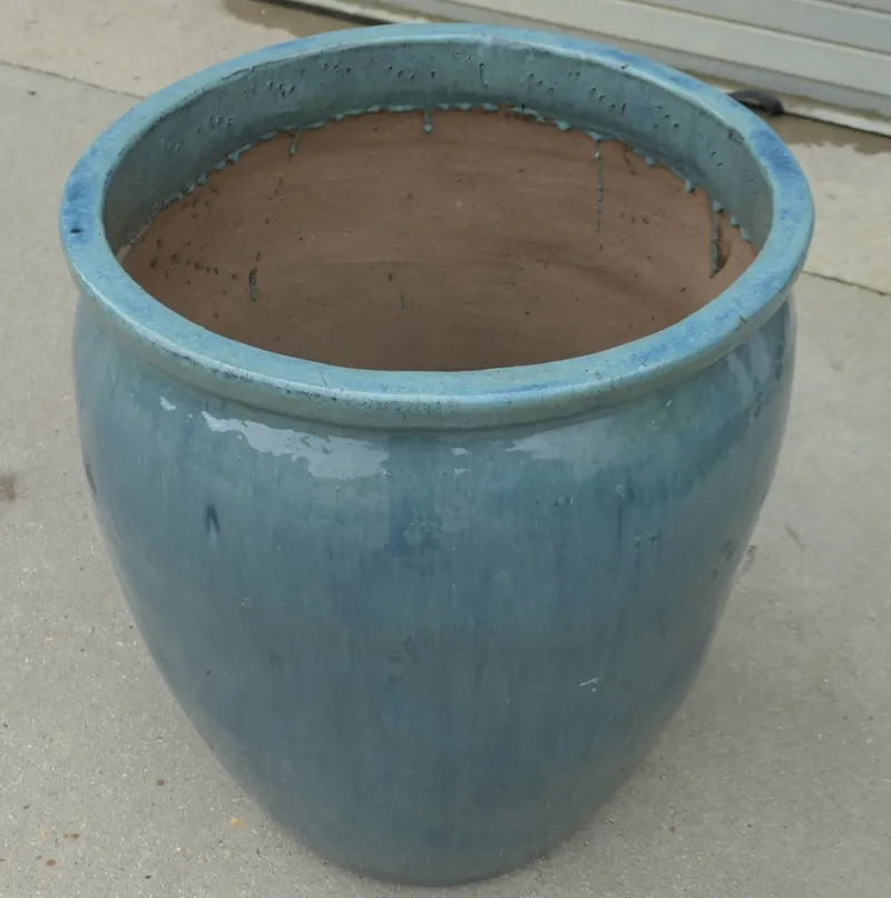 Pamono Large French Terracotta Turquoise Blue Garden Planter, 1960s> Planters And Jardiniere