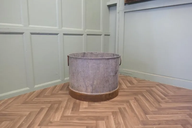 Pamono Large Galvanised Steel and Iron Cauldron> Trunks Crates & Baskets