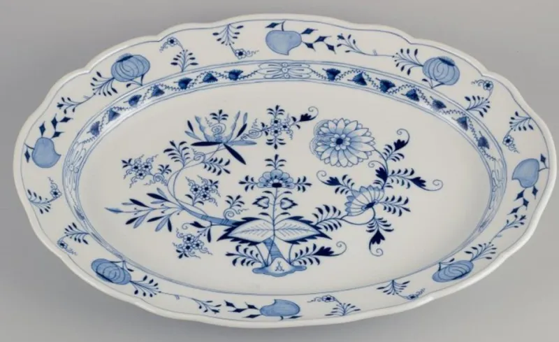 Pamono Large German Blue Onion Pattern Serving Platter from Meissen, 1890s> Serving Dishes