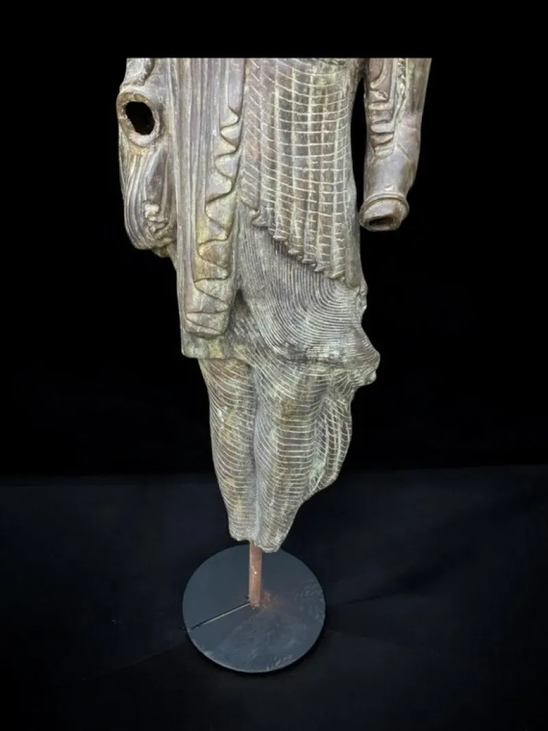Pamono Large Greek Bronze Sculptures from the Achaean Period, 1940s, Set of 2> Garden Accessories