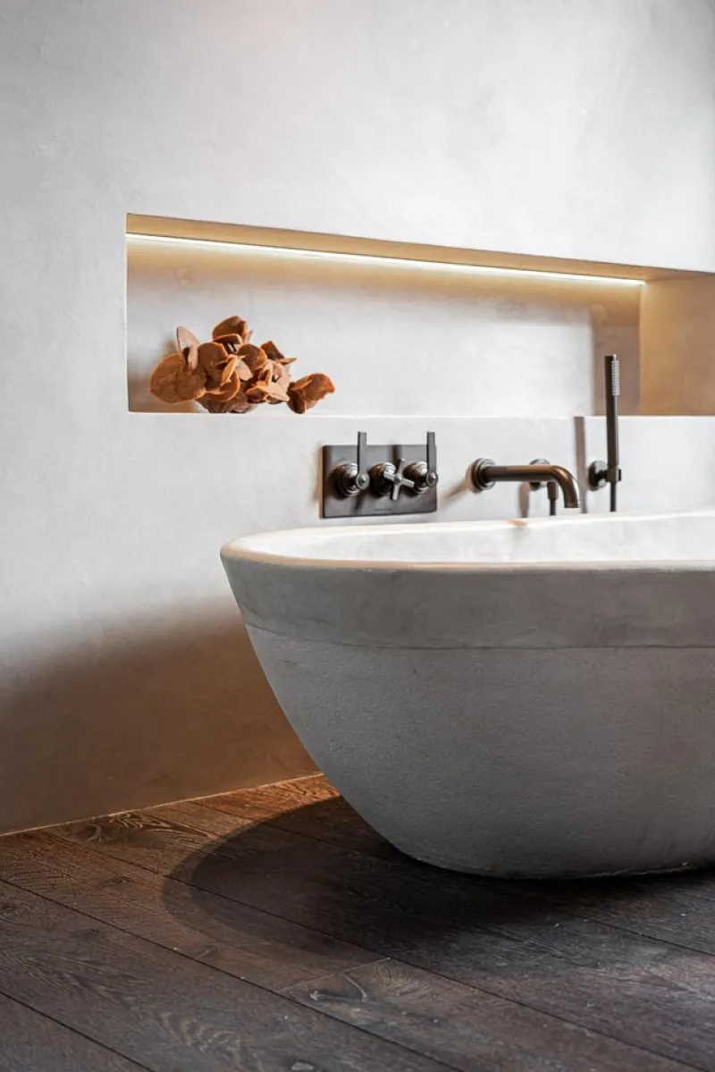 Best Pamono Large High Clay Bathtub by Studio Loho
