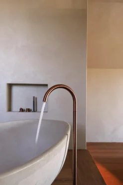 Best Pamono Large High Clay Bathtub by Studio Loho