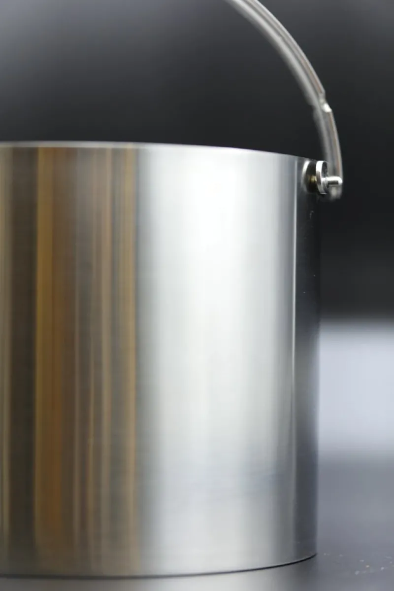 Pamono Large Ice Bucket with Lid by Arne Jacobsen for Stelton, 1960s, Set of 2> Ice Buckets & Wine Coolers