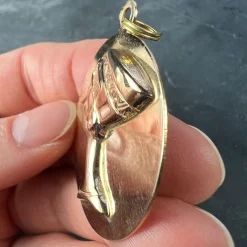 New Pamono Large Italian 18 Karat Yellow Gold Queen Nefertiti Bust Charm Pendant, 1980s