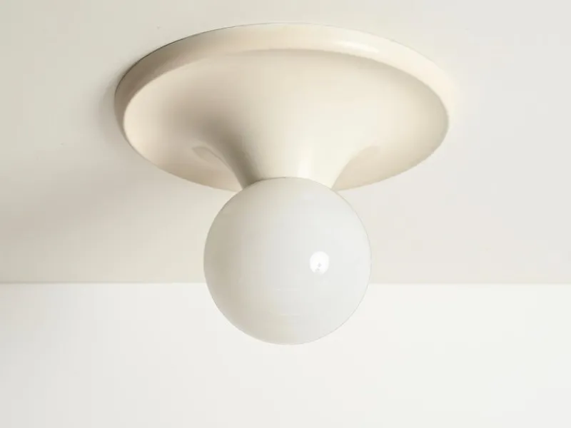 New Pamono Large Ivory Light Ball Wall Lamp by Castiglioni for Flos, 1965