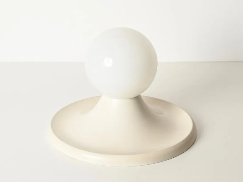 New Pamono Large Ivory Light Ball Wall Lamp by Castiglioni for Flos, 1965