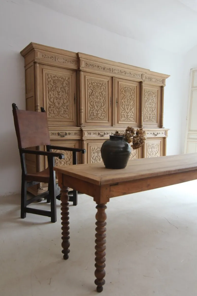 Outlet Pamono Large Late 19th Century Bleached Oak Cabinet