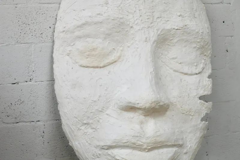 Pamono Large Mask, 1970s, Plaster> Sculpture