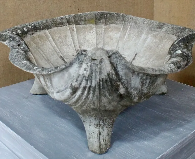 Pamono Large Mid-Century Composite Stone Clam Shell Planter, 1950s> Planters And Jardiniere