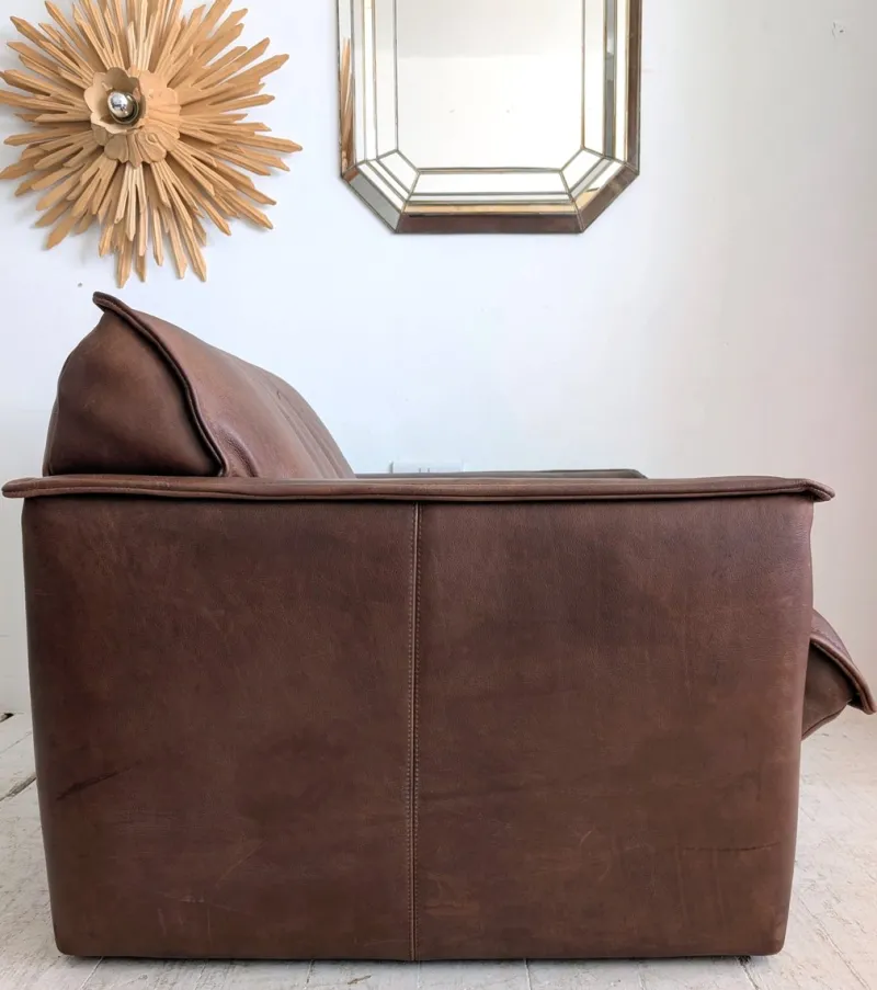 Pamono Large Mid-Century Dutch Buffalo Leather Armchair from Leolux, 1970s> Lounge Chairs & Armchairs