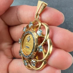Pamono Large More Than Yesterday Diamond Blue Spinel 18k Gold Love Medal Pendant from Augis, 1960s><noscript><img width=