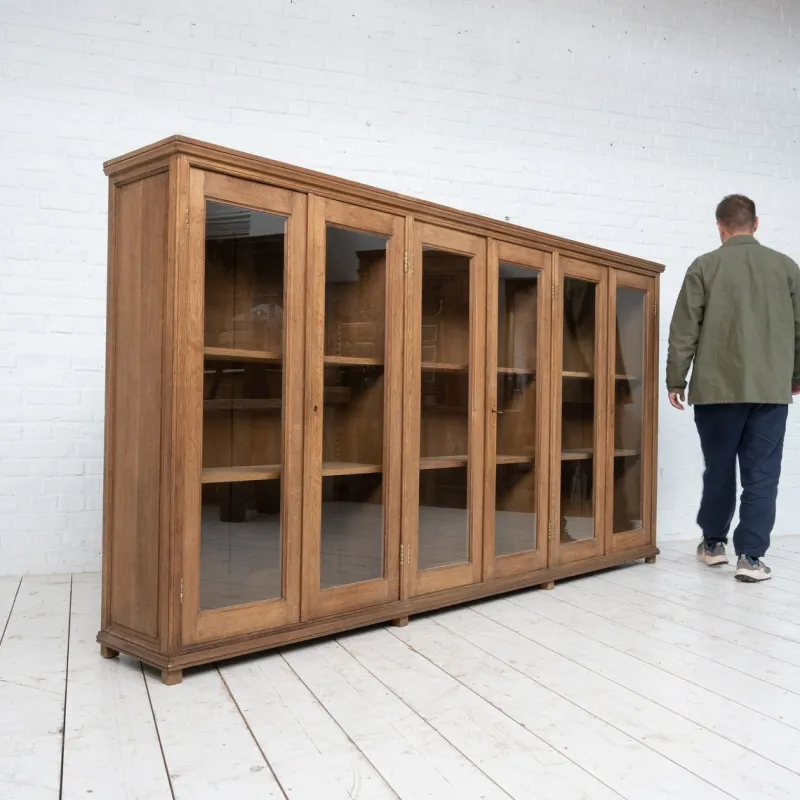 Sale Pamono Large Oak Display Case, Early 20th Century