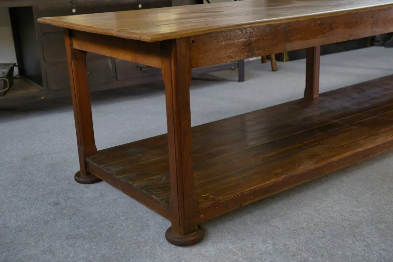 Outlet Pamono Large Oak Drapers Table, 1950s