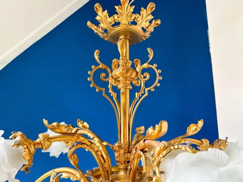 Pamono Large Ornate Bronze Chandelier with Floral Frosted Glass Shades, 1890s> Ceiling Lights