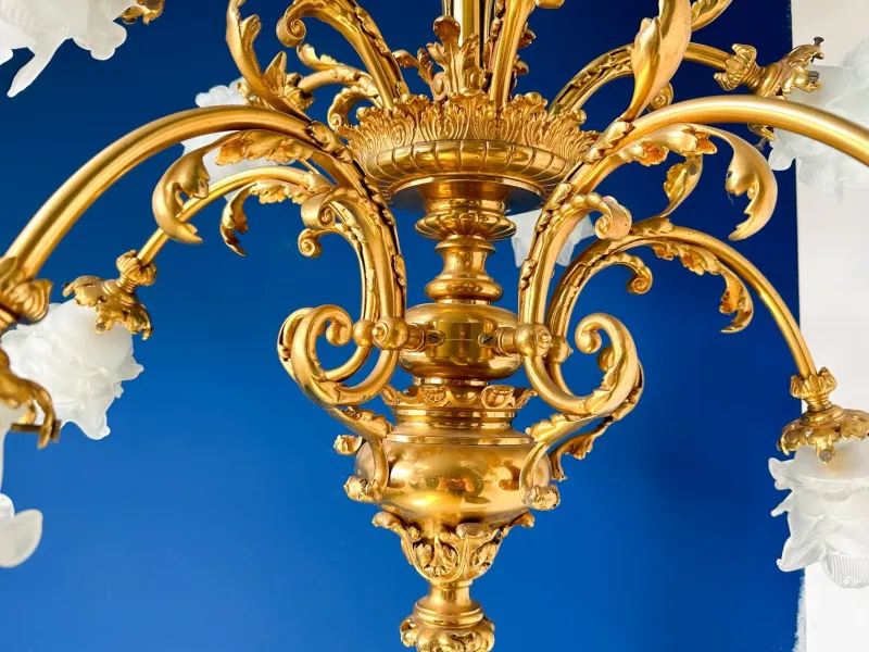 Pamono Large Ornate Bronze Chandelier with Floral Frosted Glass Shades, 1890s> Ceiling Lights
