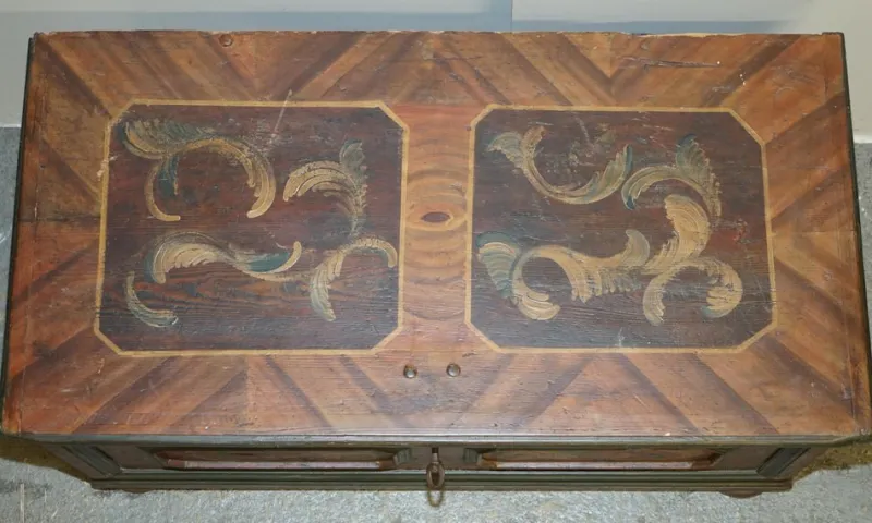 Pamono Large Paint German Blanket Chest Coffer Trunk, 1800s> Trunks Crates & Baskets