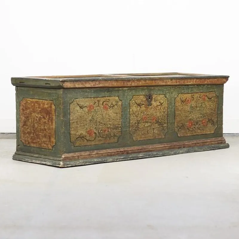 Pamono Large Painted Folk Art Chest, 1753> Trunks Crates & Baskets