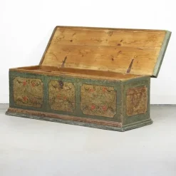 Pamono Large Painted Folk Art Chest, 1753><noscript><img width=