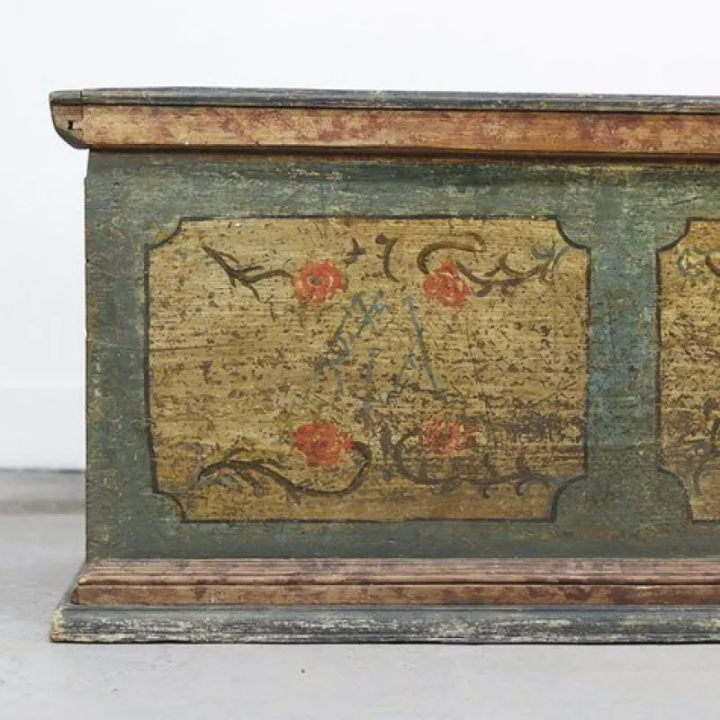 Pamono Large Painted Folk Art Chest, 1753> Trunks Crates & Baskets