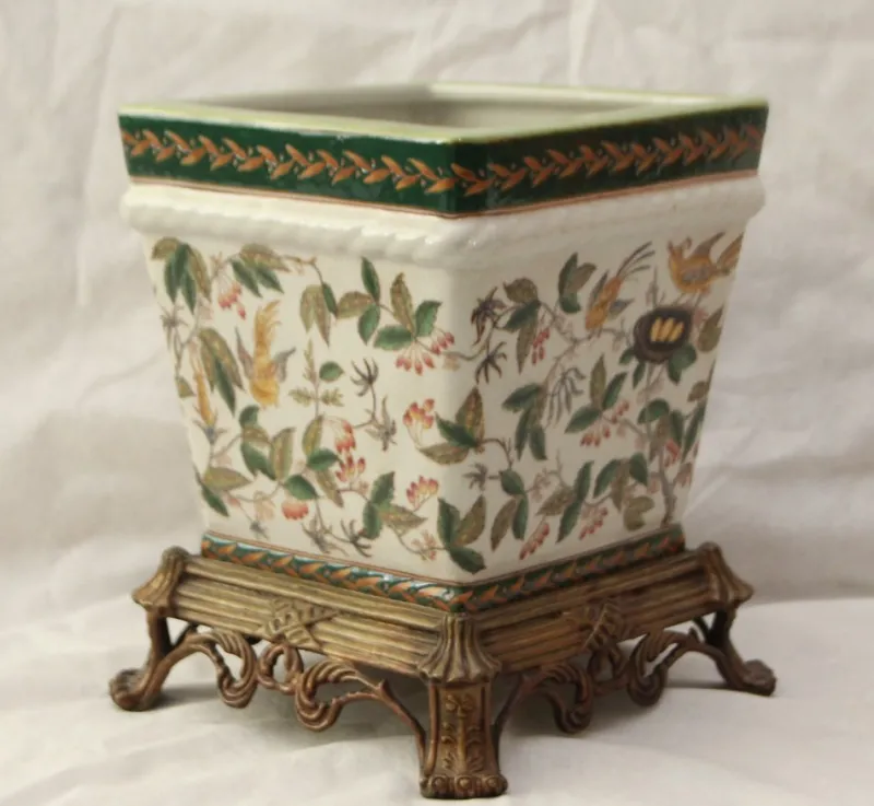 Hot Pamono Large Porcelain and Bronze Planter Centerpiece, 1890s