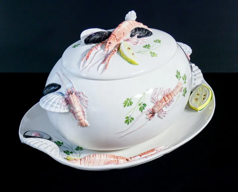 Online Pamono Large Porcelain Soup Tureen with Tray from Tre Art, Set of 2