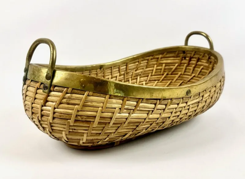 Pamono Large Rattan and Brass Fruit Bowl, 1970s> Trunks Crates & Baskets