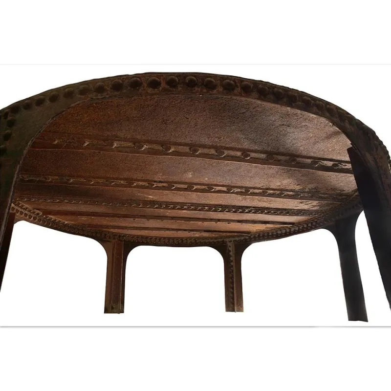 Pamono Large Round Cast Iron Table> Garden Tables