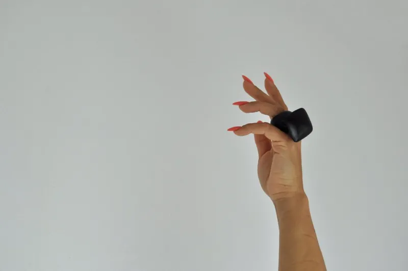 Pamono Large Sculptural Black Ring in Ebony, Denmark, 2000s> Rings