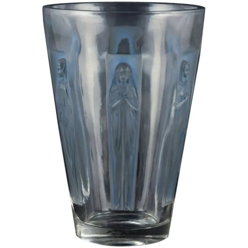 Hot Pamono Large Six Figurines Goblet Vase in Clear Glass from René Lalique, France, 1930s