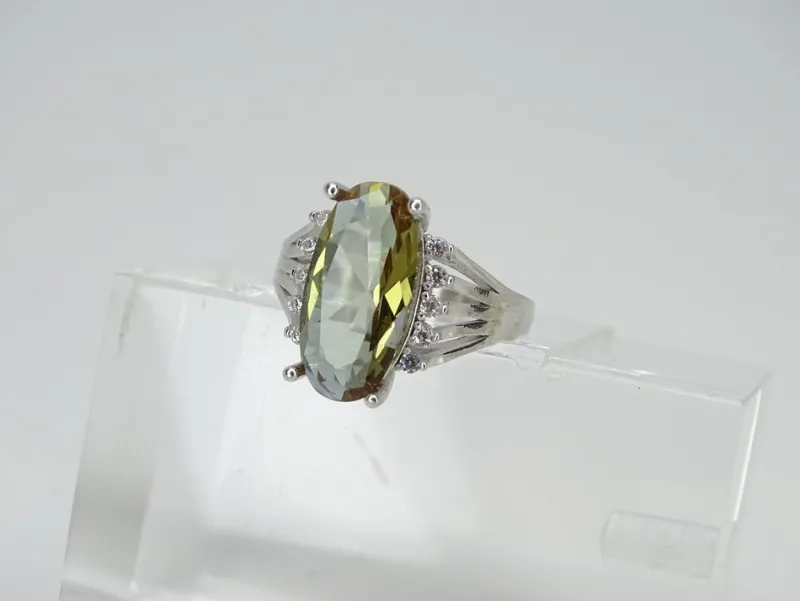 Sale Pamono Large 21st Century Zultanite and Zircon Ring in 925 Sterling Silver, Italy, 2010s