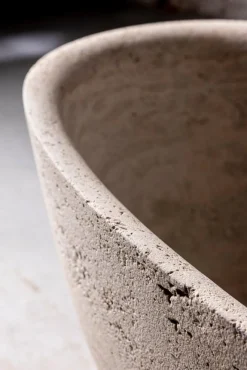 Pamono Large Stone Bathtub by Studio Loho><noscript><img width=