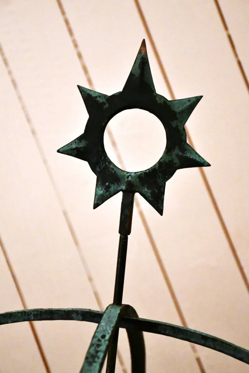 Pamono Large Swedish Garden Wrought Copper Sundial, 1950s> Garden Accessories