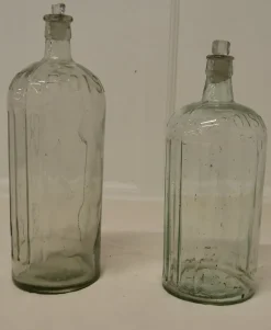 Pamono Large 19th Century Clear Glass Pharmacy Poison Bottles, Unkns, Set of 2> Bottles, Carafes & Jugs