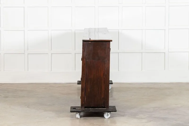 Outlet Pamono Large 19th Century English Elm Dresser Base, 1850s
