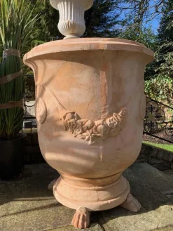 Hot Pamono Large 20th Century Handmade Terracotta Pots, Tuscany, Set of 2