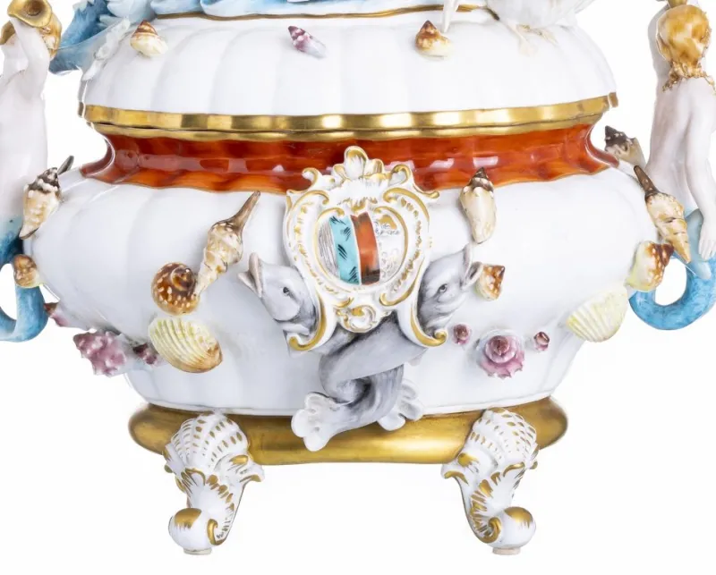Pamono Large Tiche Tureen, 20th Century> Serving Dishes