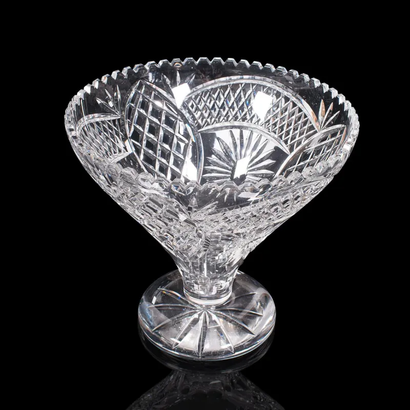 Pamono Large Vintage English Fruit Bowl in Crystal and Cut Glass, 1950> Serving Dishes